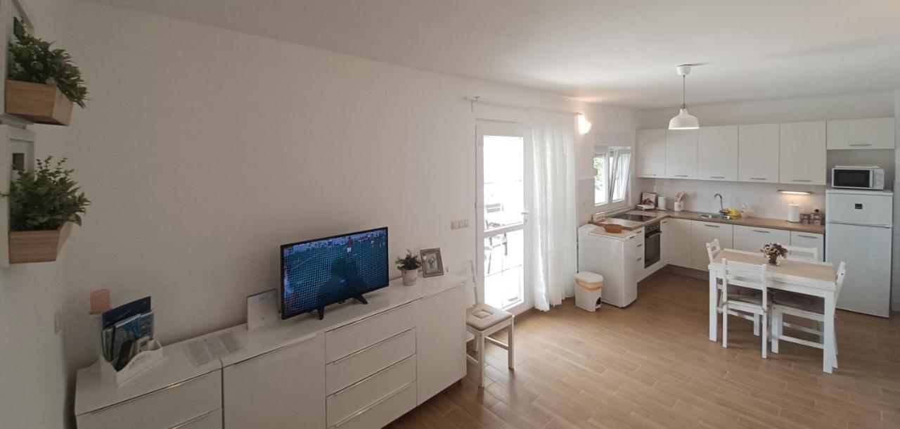 Apartman S Pogledom Ždrelac Екстериор снимка